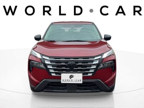 Certified 2025 Nissan Rogue S image 2