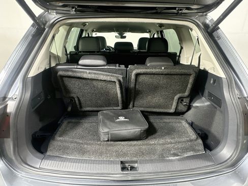 Used 2022 Volkswagen Tiguan SE FWD image 27
