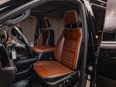 Used 2025 GMC Sierra 3500 Denali Ultimate image 22