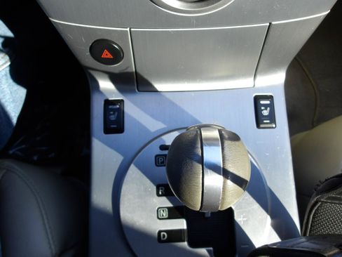 Used 2004 INFINITI FX45 AWD w/ Technology Pkg image 21