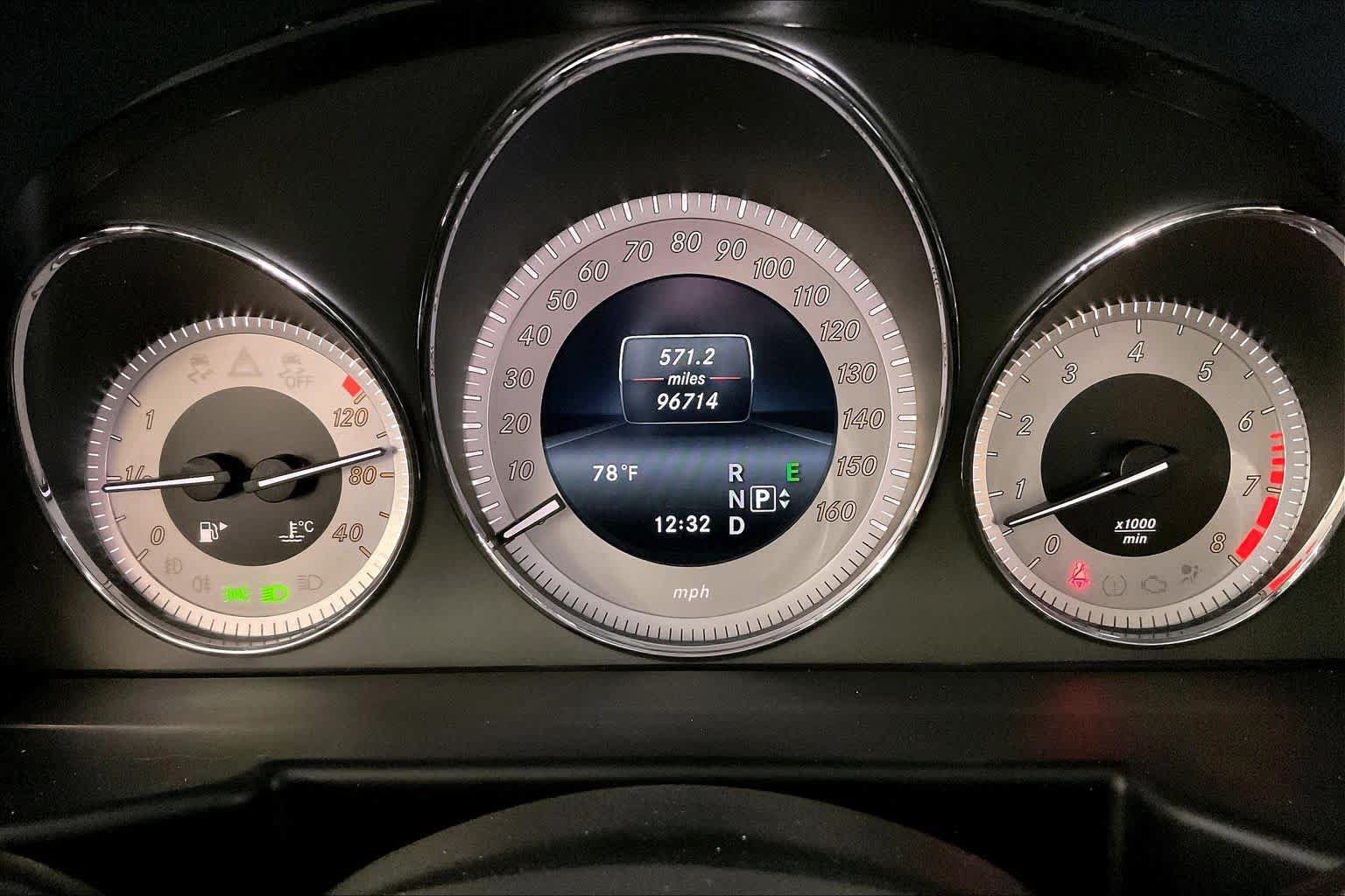 Used 2015 Mercedes-Benz GLK 350 2WD image 24