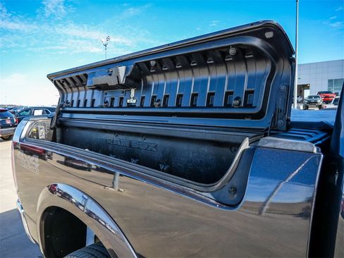 Used 2017 RAM 2500 Limited image 13