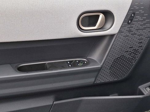 Certified 2025 MINI Cooper S image 11