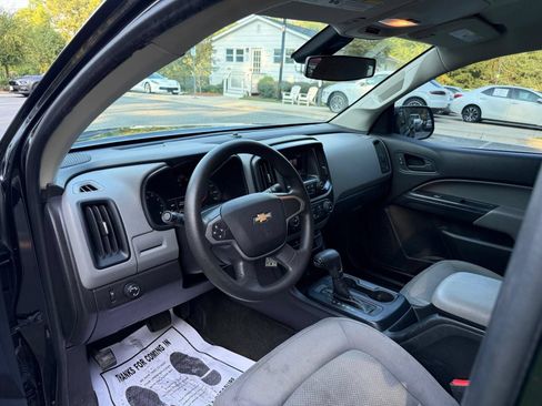Used 2017 Chevrolet Colorado W/T w/ WT Convenience Package RWD image 17