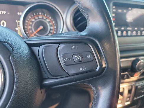 Used 2021 Jeep Wrangler Sport AWD/4WD image 25