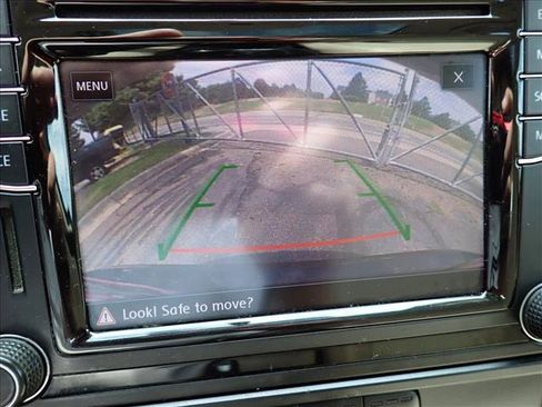 Used 2017 Volkswagen Jetta SE FWD image 19
