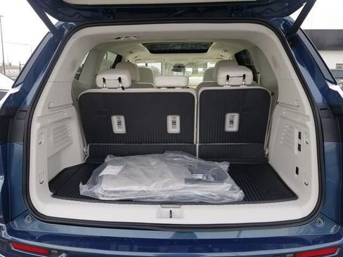 New 2026 Buick Enclave Avenir w/ Super Cruise Package image 5