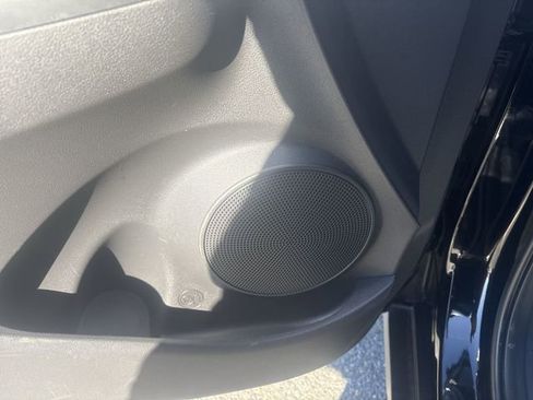 Used 2023 Hyundai Kona SEL image 25