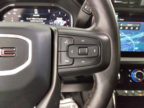 Used 2024 GMC Sierra 2500 AT4X image 14