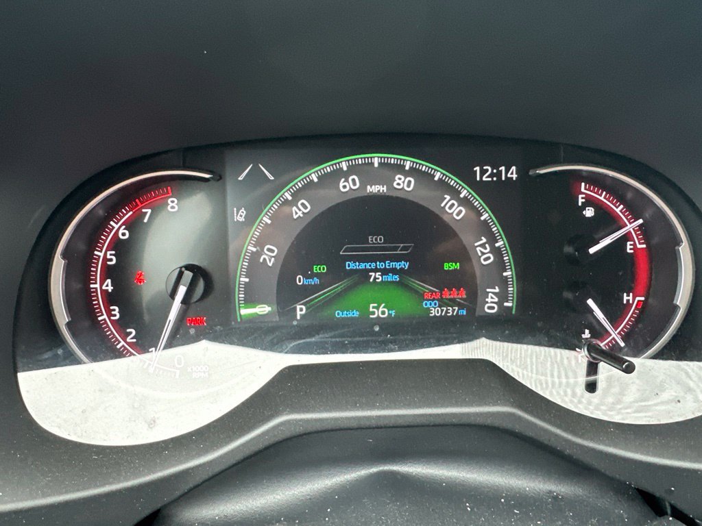 Used 2025 Toyota RAV4 XLE AWD/4WD image 42
