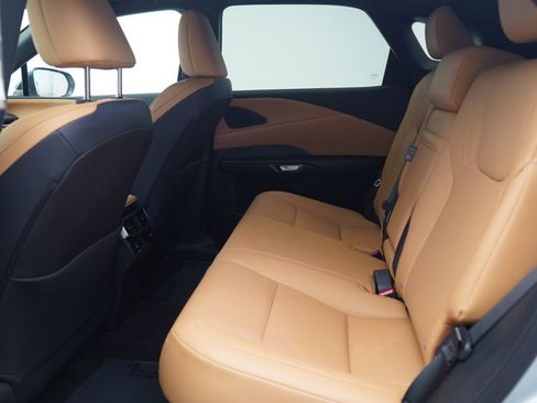 Used 2025 Lexus RX 350 FWD w/ Technology Package image 7