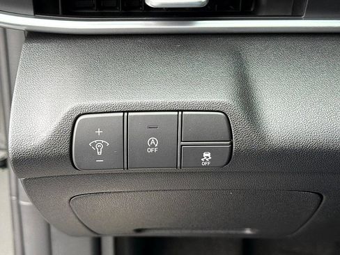 New 2026 Hyundai Elantra SE image 14