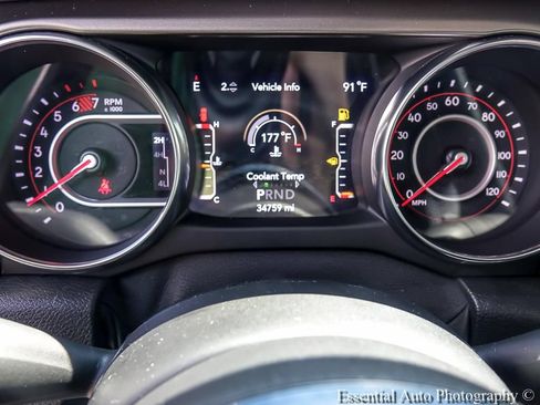Used 2021 Jeep Wrangler Unlimited Rubicon w/ Dual Top Group AWD/4WD image 4