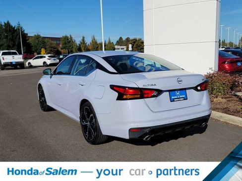 Used 2023 Nissan Altima 2.5 SR image 4