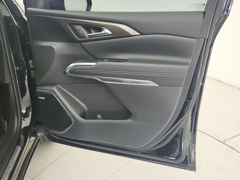 Certified 2025 Chevrolet Traverse High Country w/ LPO, Floor Liner Package AWD/4WD image 37