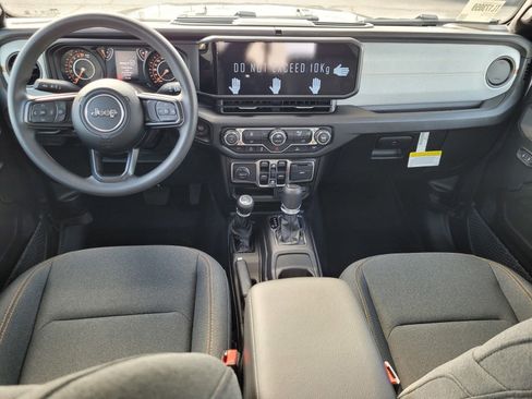 New 2026 Jeep Gladiator Sport AWD/4WD image 10