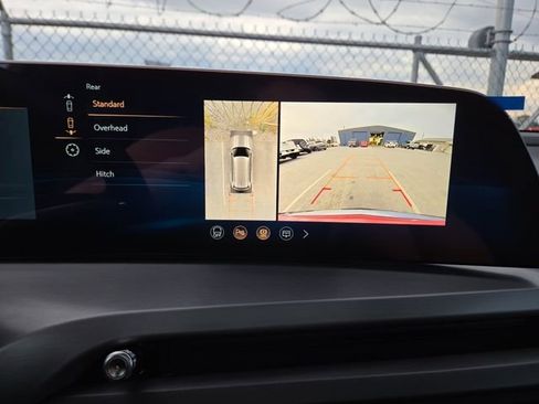 New 2026 Cadillac Vistiq Sport image 34