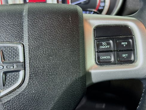 Used 2019 Dodge Journey SE w/ Connectivity Group image 14