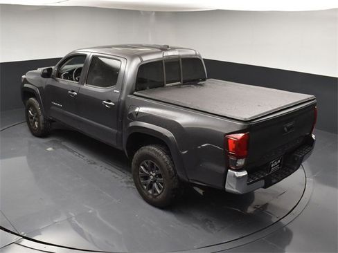 Used 2020 Toyota Tacoma SR5 image 46
