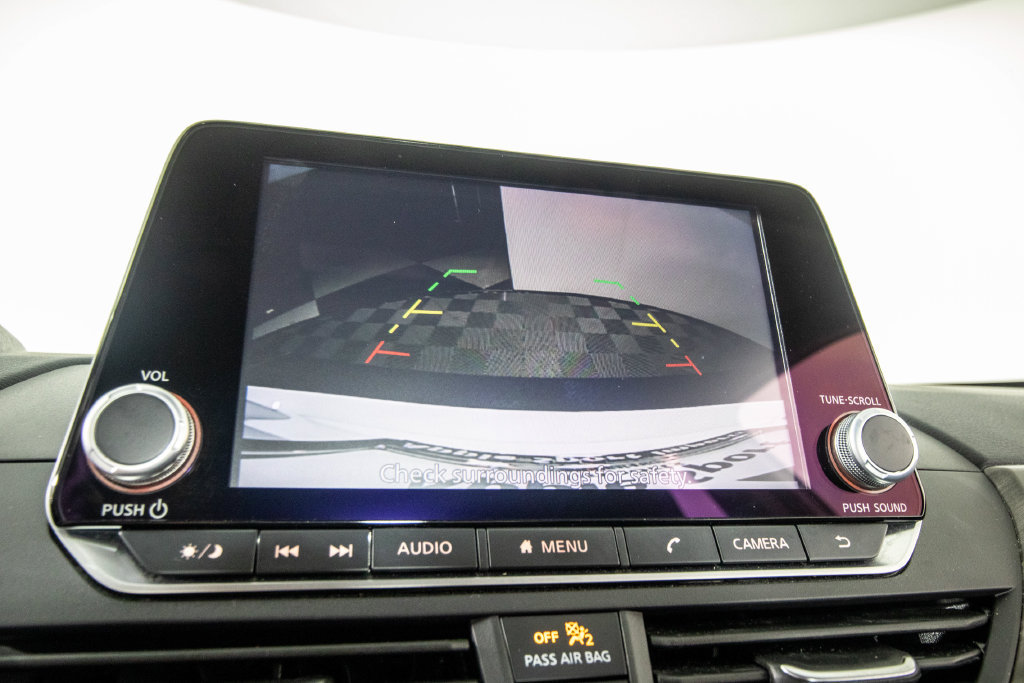 Used 2025 Nissan Altima 2.5 SV FWD image 24