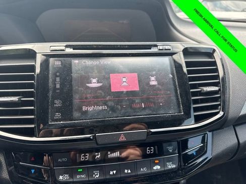 Used 2017 Honda Accord EX-L image 25