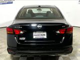 Used 2024 Nissan Altima 2.5 SV image 4