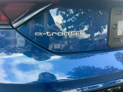 Used 2022 Audi e-tron GT Prestige w/ Prestige Package AWD/4WD image 25