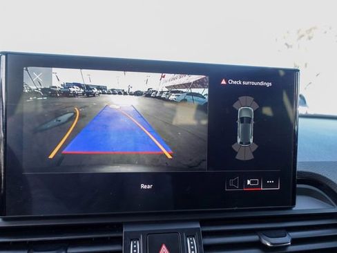 Used 2021 Audi Q5 2.0T Premium w/ Convenience Package image 18