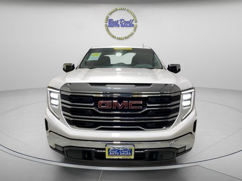 Used 2022 GMC Sierra 1500 SLT w/ SLT Convenience Package image 6