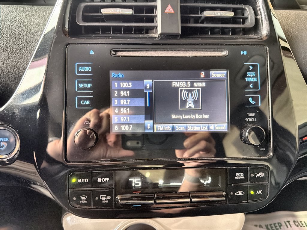 Used 2018 Toyota Prius Two w/ Prius Two Safety Plus Package FWD image 20