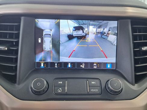 Used 2021 GMC Acadia Denali w/ Denali Technology Package image 16