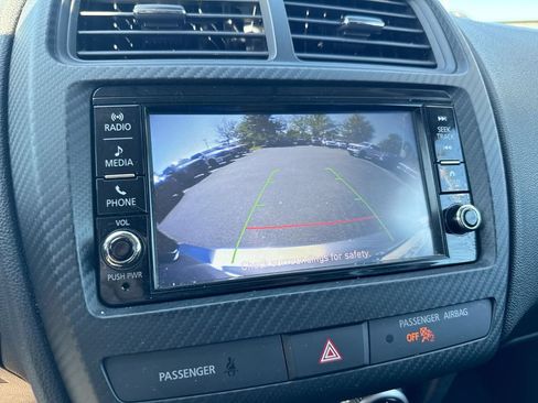 Used 2024 Mitsubishi Outlander Sport ES AWD/4WD image 15
