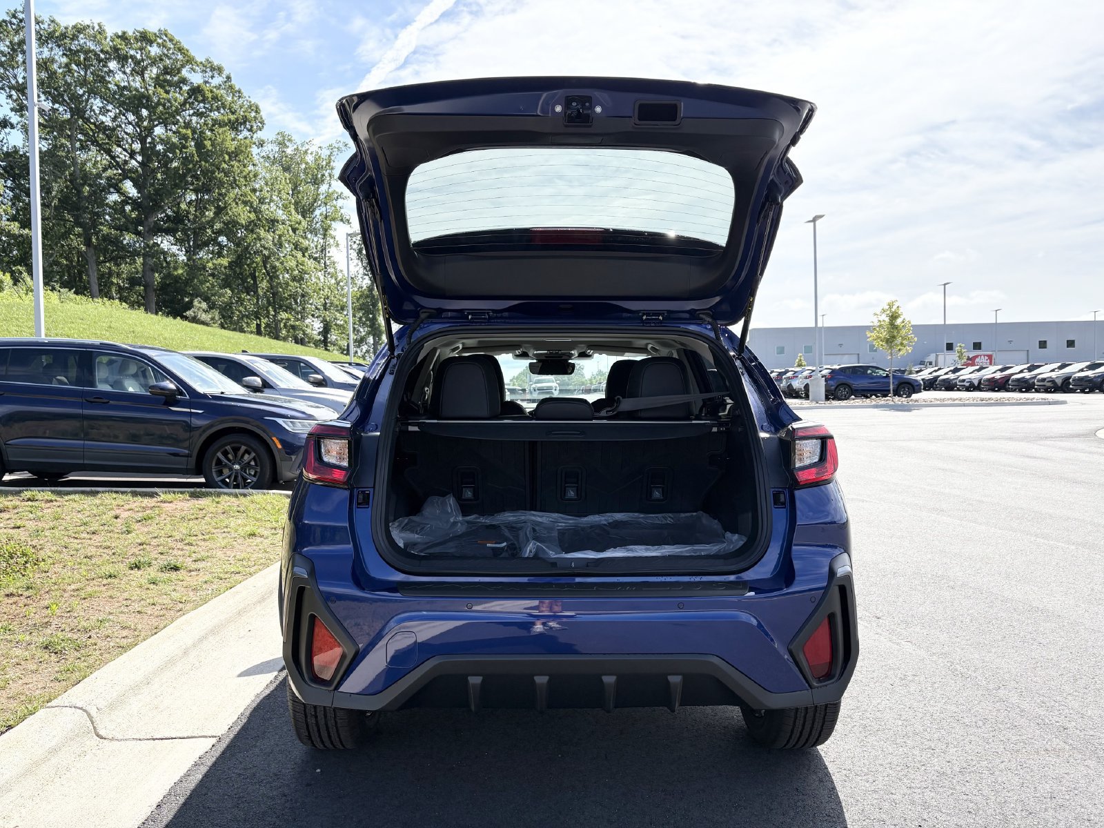 New 2026 Subaru Crosstrek 2.5i Limited w/ Popular Package #3A AWD/4WD image 11