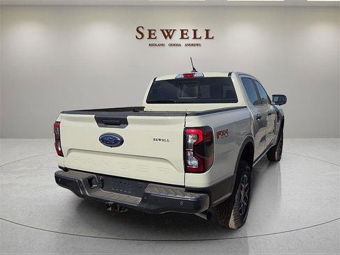 New 2025 Ford Ranger XLT w/ FX4 Off-Road Package image 4