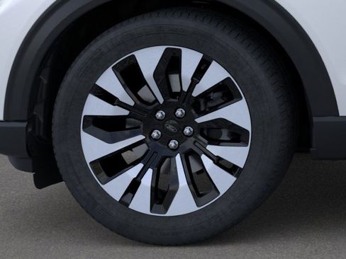 New 2026 Ford Explorer Platinum w/ LUX Leather Package image 19