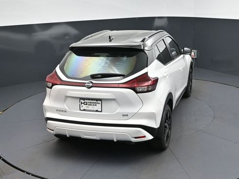 Used 2023 Nissan Kicks SR image 34