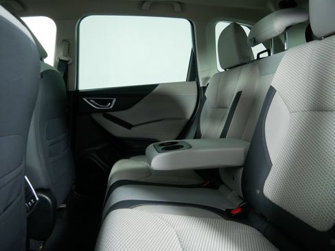 Used 2023 Subaru Forester Premium AWD/4WD image 16
