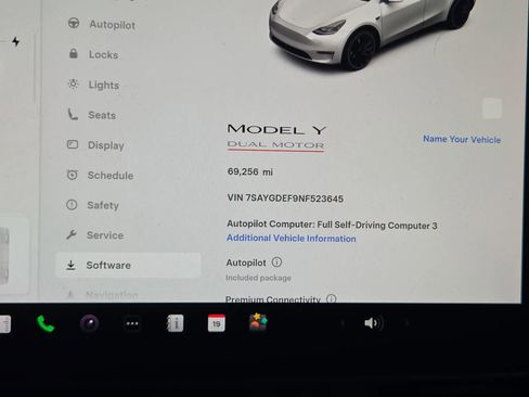 Used 2022 Tesla Model Y Performance image 35