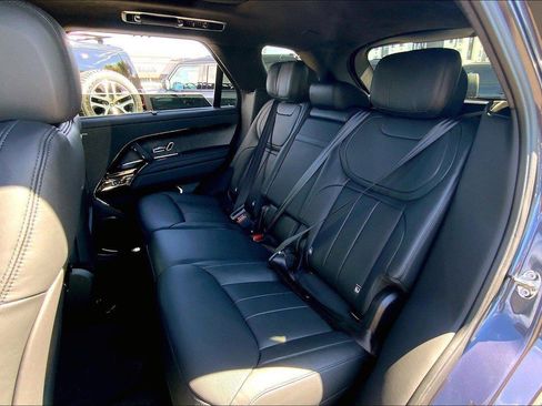 New 2025 Land Rover Range Rover Sport Autobiography AWD/4WD image 11