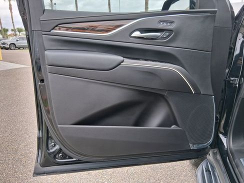 Used 2024 Cadillac Escalade Premium Luxury RWD image 20
