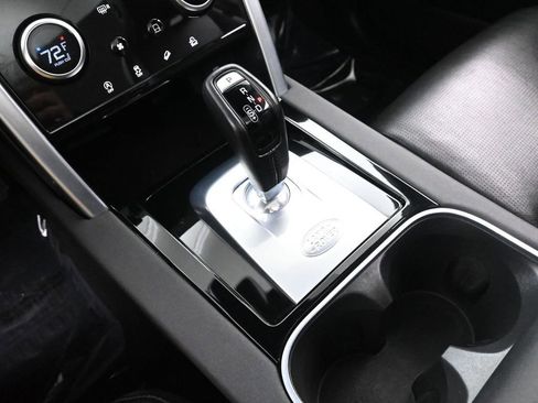 Used 2022 Land Rover Discovery Sport SE image 37