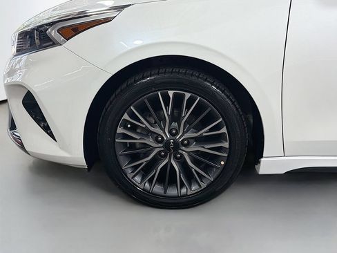 Used 2023 Kia Forte GT-Line w/ GT-Line Premium Package FWD image 33