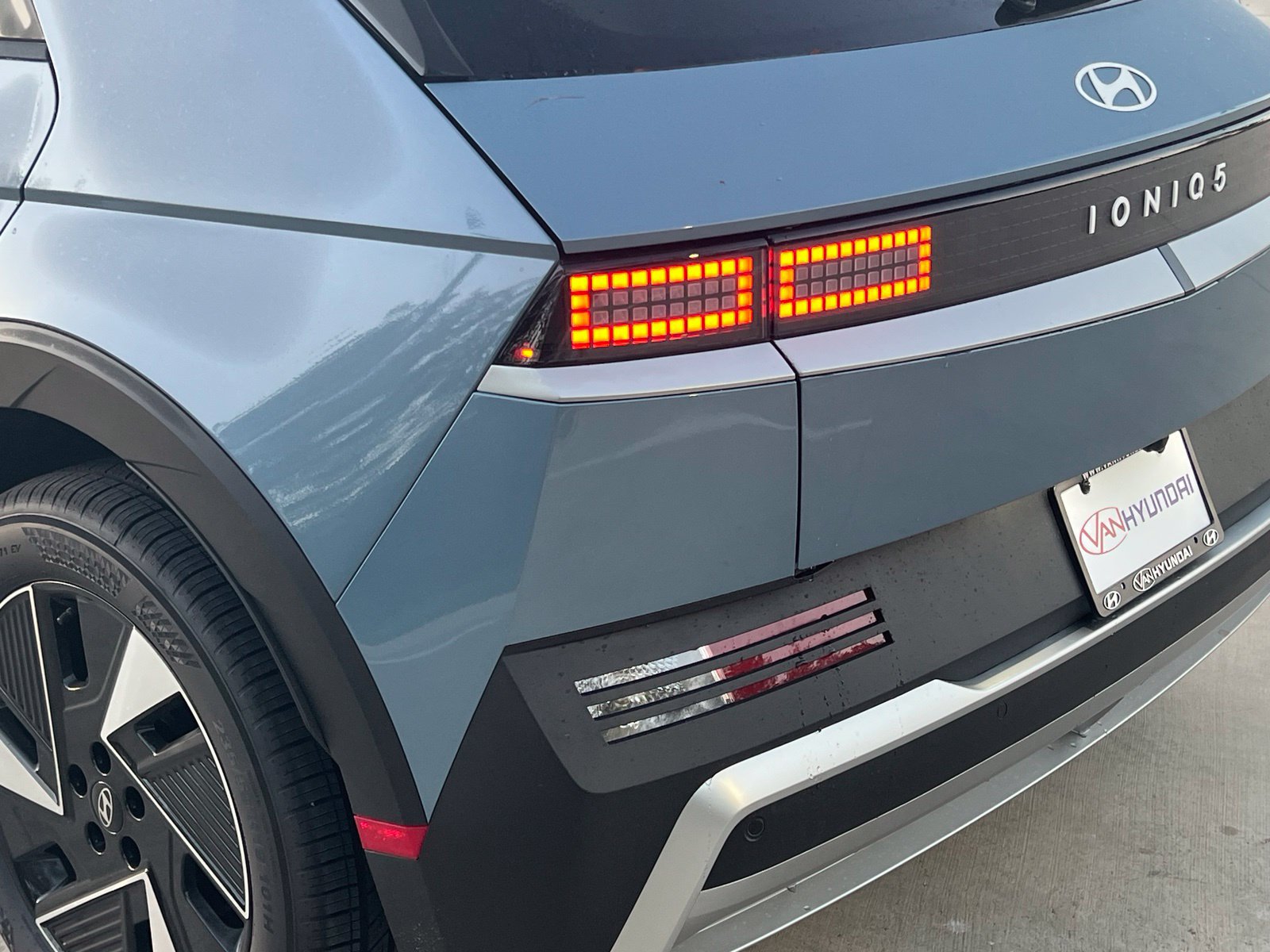 New 2027 Hyundai Ioniq 5 SE RWD image 12