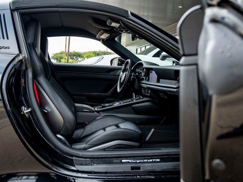 Used 2023 Porsche 911 Targa 4 GTS image 69