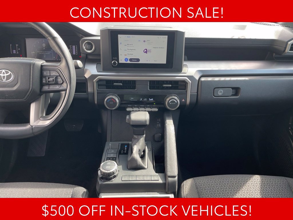 Used 2025 Toyota 4Runner SR5 AWD/4WD image 11
