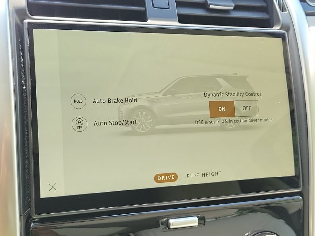 Used 2024 Land Rover Discovery S AWD/4WD image 34