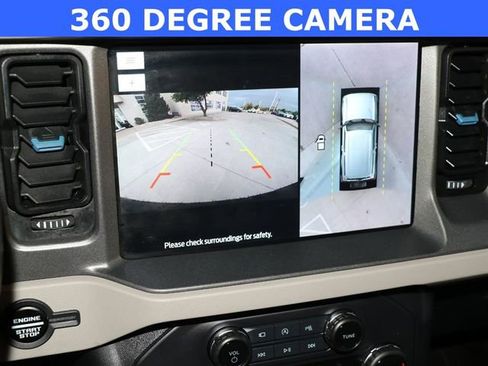 Used 2024 Ford Bronco Wildtrak image 5