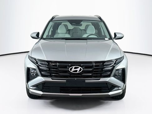 Used 2025 Hyundai Tucson SEL FWD image 2