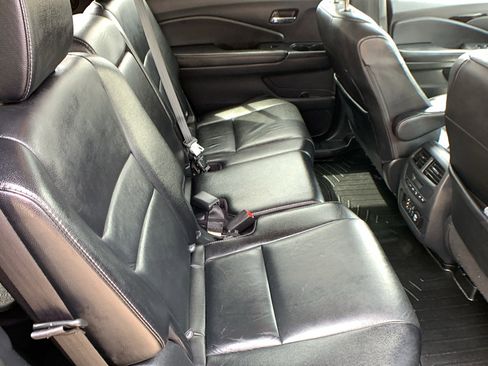 Used 2016 Honda Pilot Touring image 28