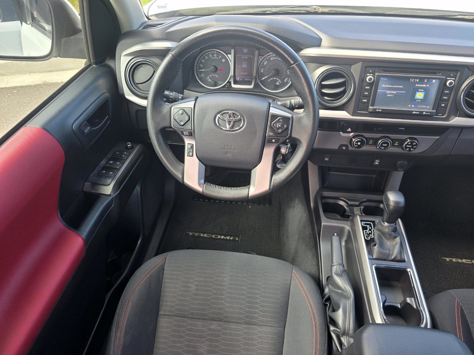 Used 2016 Toyota Tacoma SR5 w/ SR5 Appearance Package (SN) RWD image 18